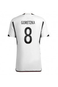 Duitsland Leon Goretzka #8 Voetbaltruitje Thuis tenue WK 2022 Korte Mouw